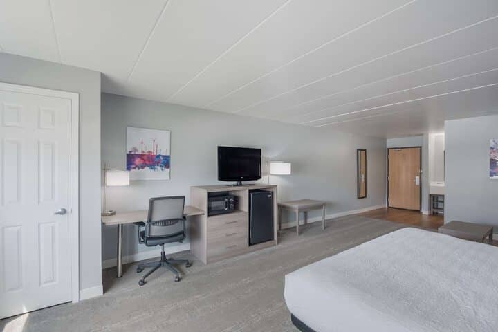Room 12 of 52