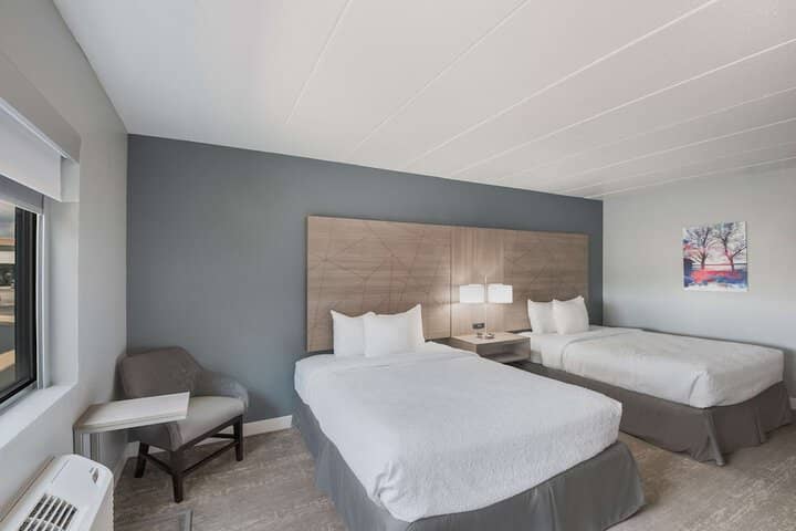 Room 30 of 52