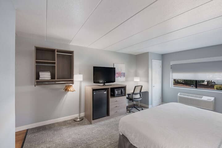 Room 21 of 52