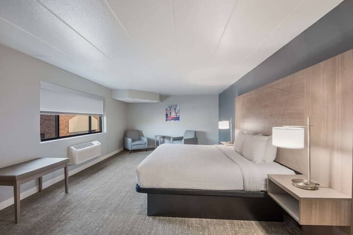 Room 14 of 52