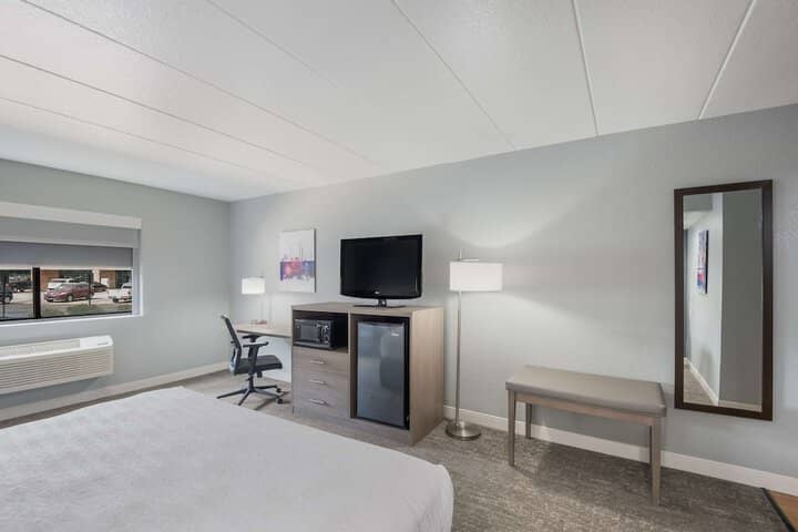 Room 8 of 52